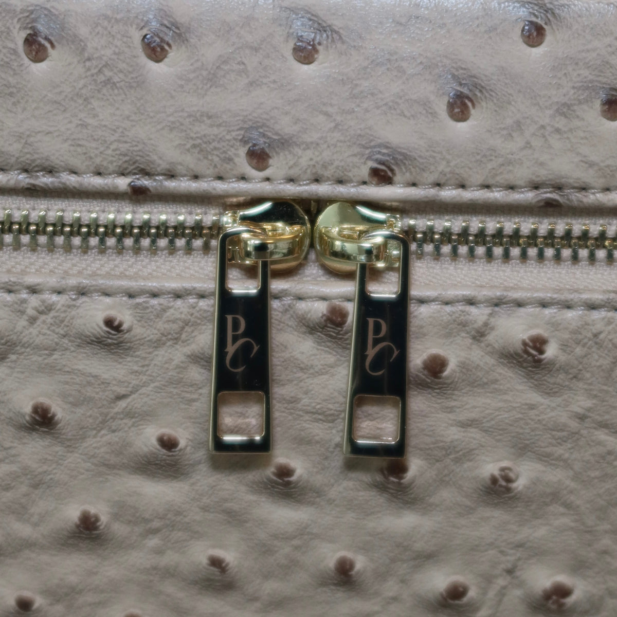 The Vanity Case – Travel Makeup Bag & Cosmetic Case with Ostrich Leather - Chai PIQUÉ CASES